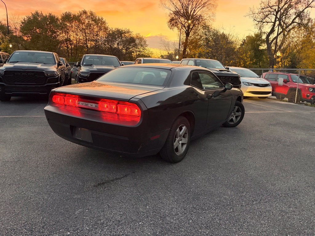 2010 Dodge Challenger SE