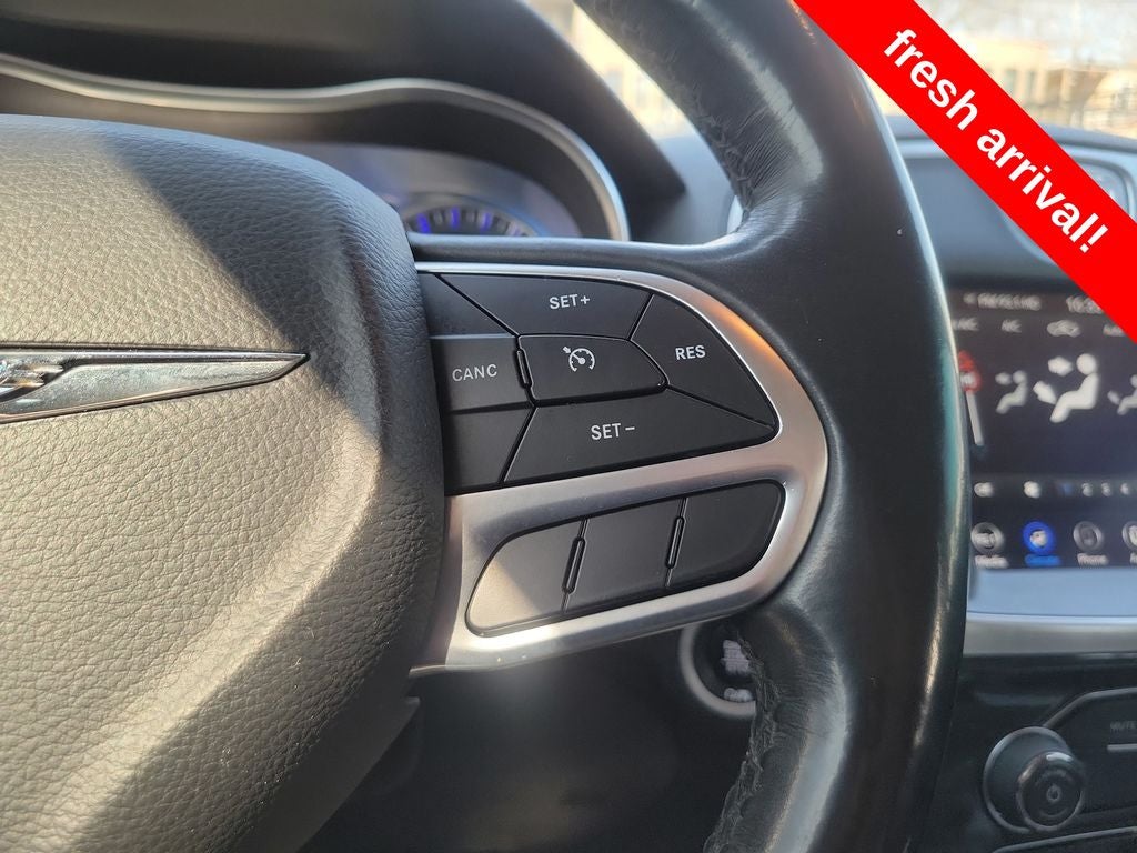 2020 Chrysler 300 Touring