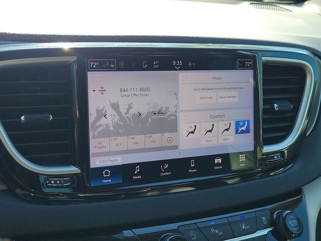 2023 Chrysler Pacifica Touring L