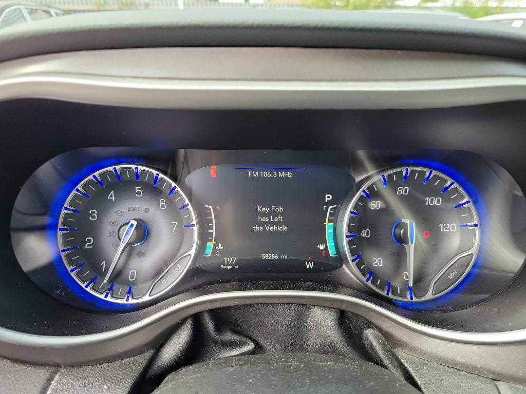 2024 Chrysler Pacifica Touring L