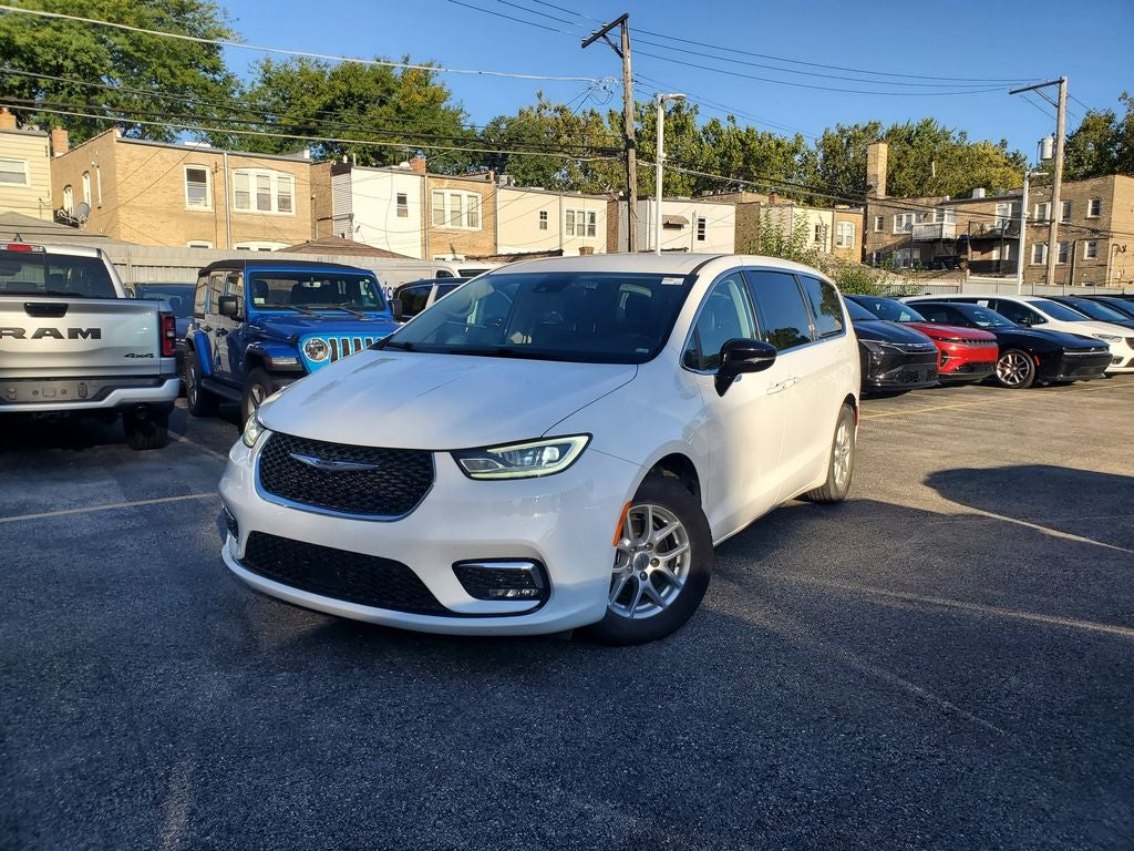 2024 Chrysler Pacifica Touring L