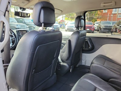 2014 Chrysler Town & Country Touring-L