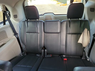 2014 Chrysler Town & Country Touring-L