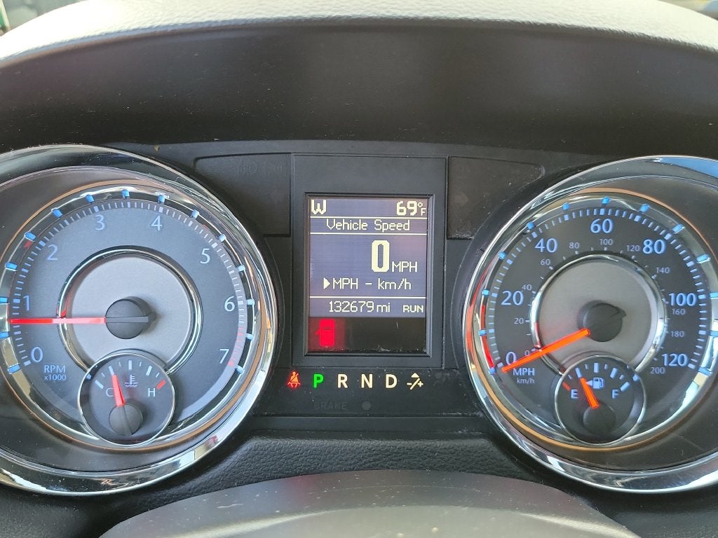2014 Chrysler Town & Country Touring-L