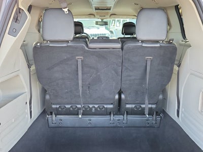 2014 Chrysler Town & Country Touring-L