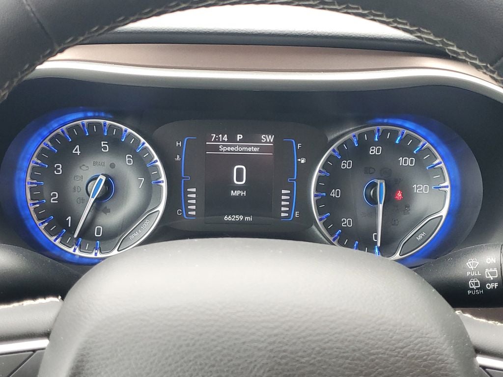 2023 Chrysler Voyager LX