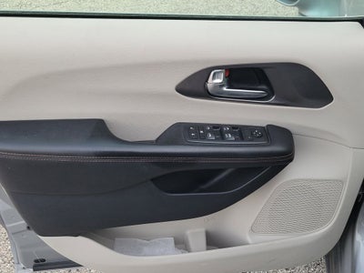 2020 Chrysler Pacifica Touring