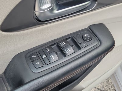 2020 Chrysler Pacifica Touring