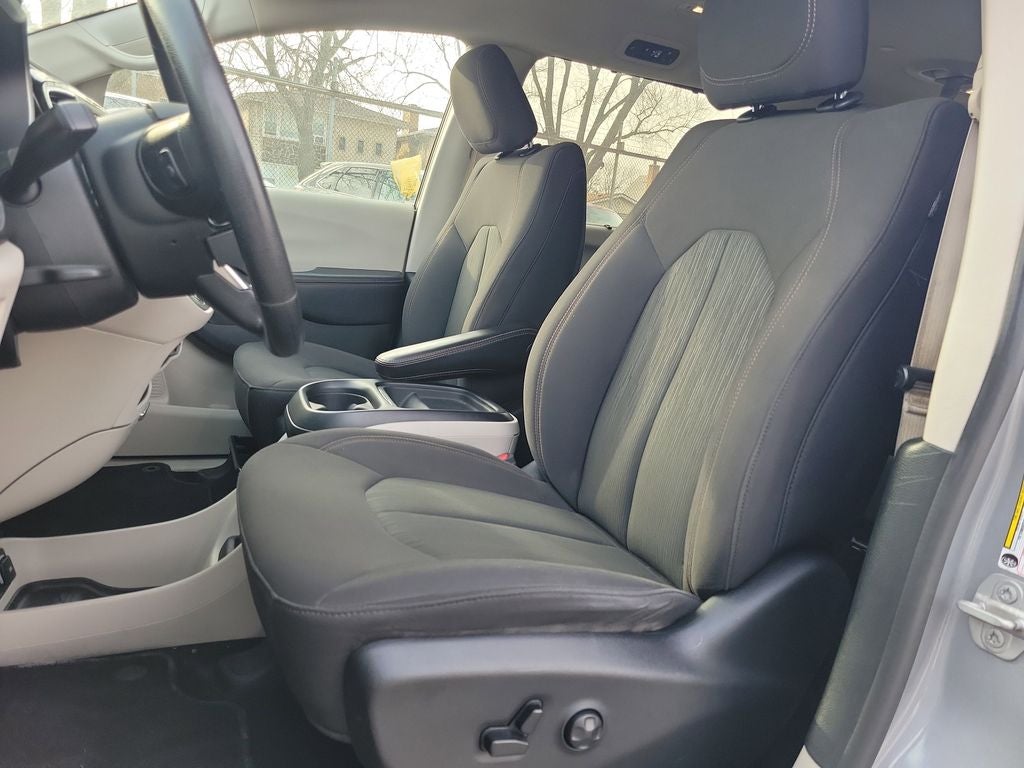 2020 Chrysler Pacifica Touring