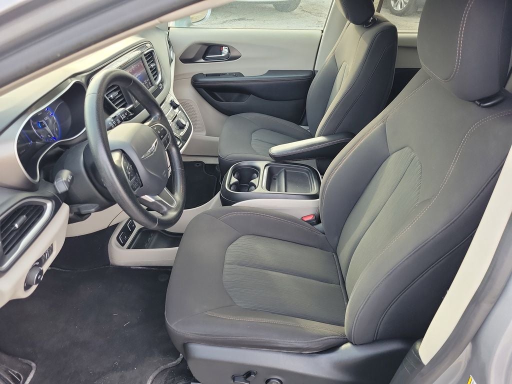 2020 Chrysler Pacifica Touring