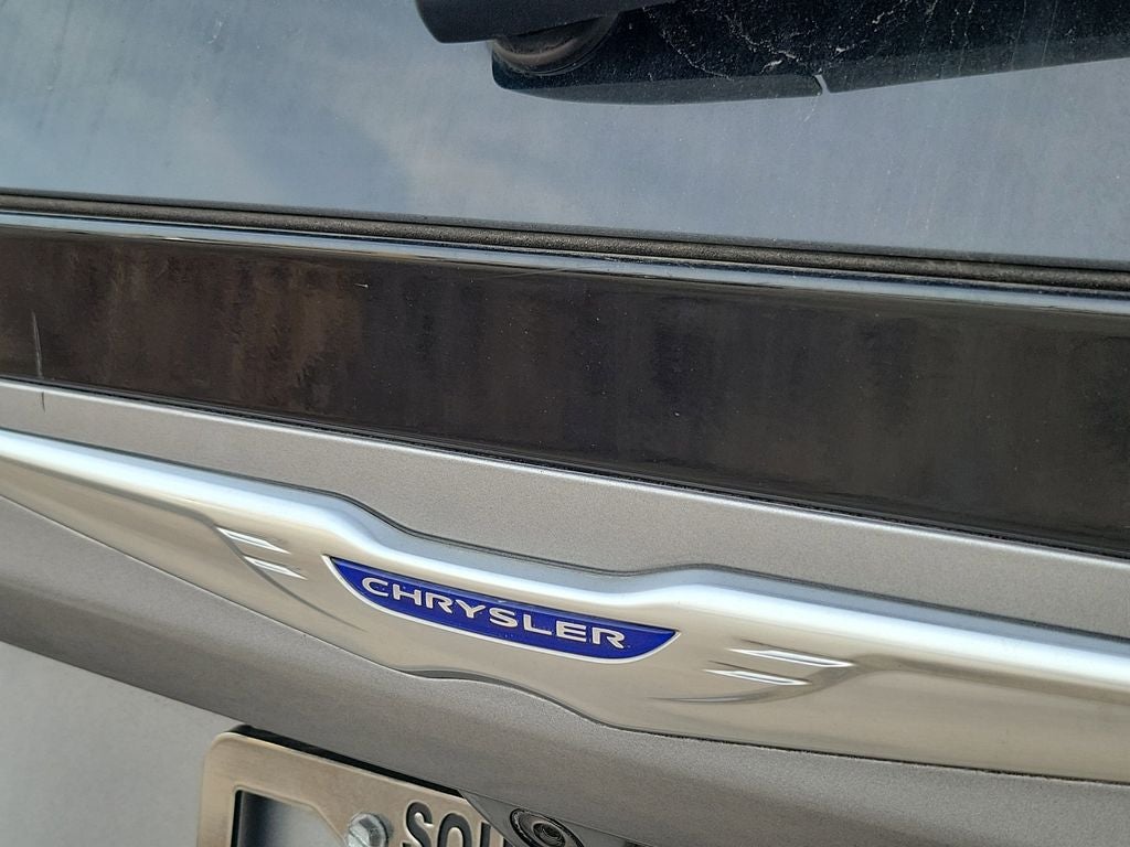 2020 Chrysler Pacifica Touring