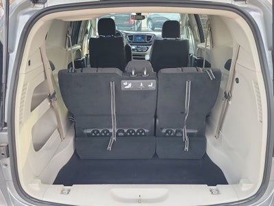 2020 Chrysler Pacifica Touring