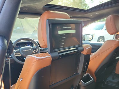 2024 Chrysler Pacifica Hybrid Pinnacle