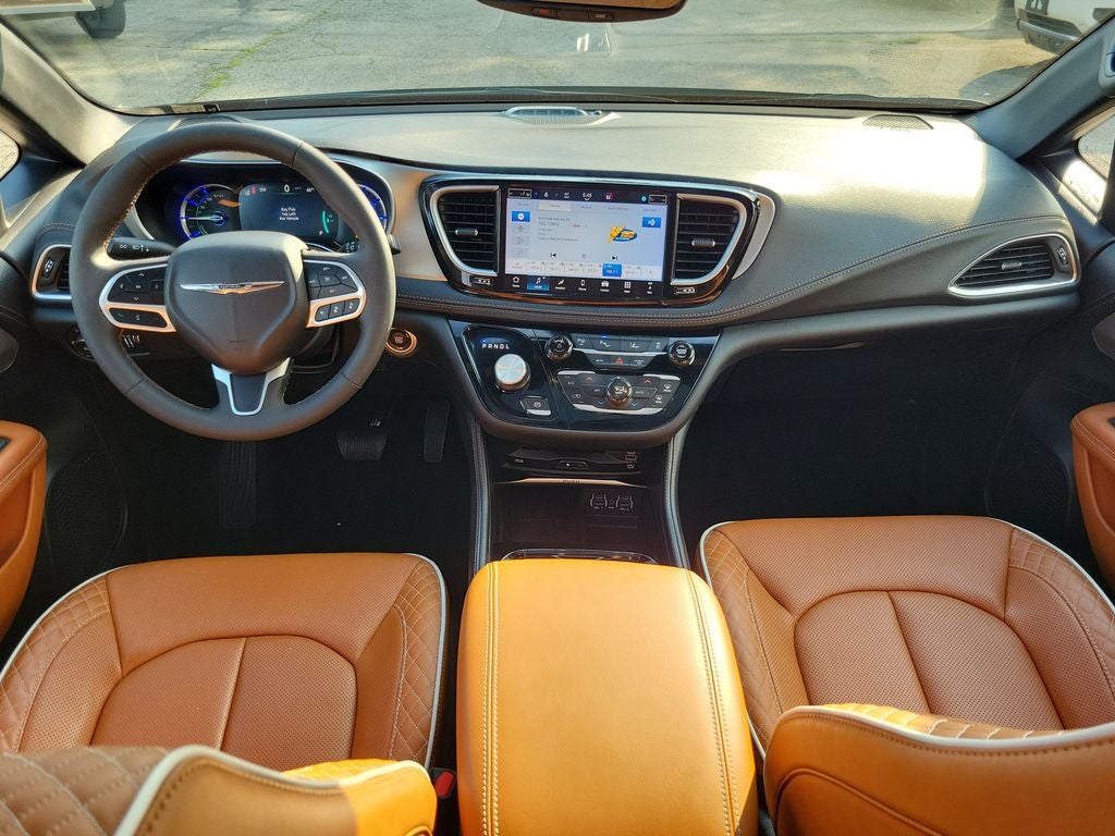 2024 Chrysler Pacifica Hybrid Pinnacle