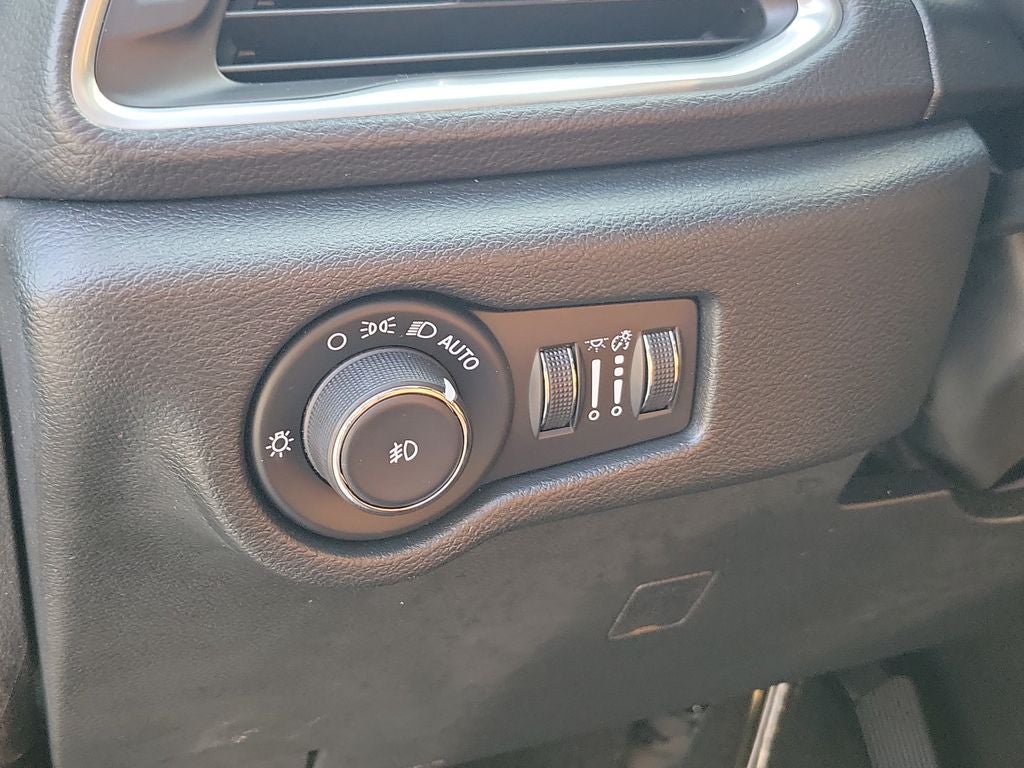2024 Chrysler Pacifica Hybrid Pinnacle