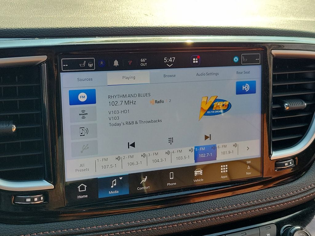 2024 Chrysler Pacifica Hybrid Pinnacle