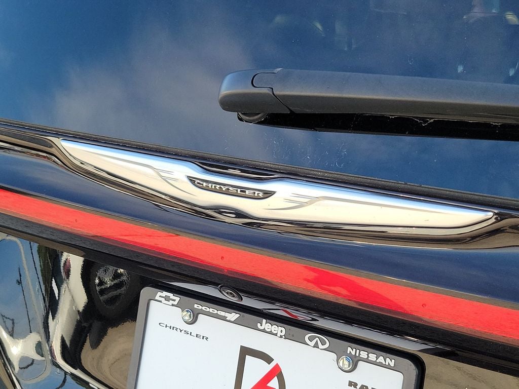 2024 Chrysler Pacifica Hybrid Pinnacle