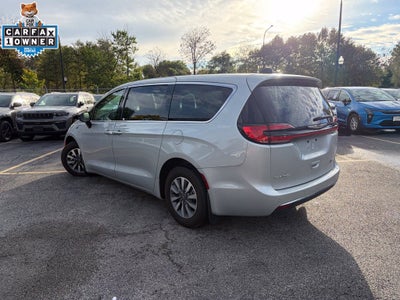 2024 Chrysler Pacifica Hybrid Select