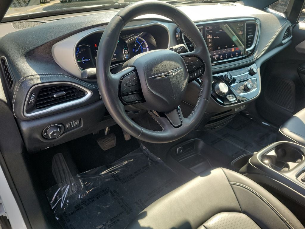 2024 Chrysler Pacifica Hybrid Select S Appearance