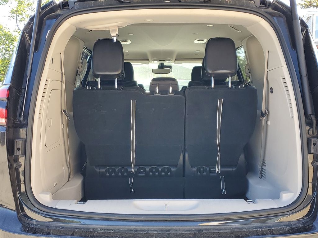 2024 Chrysler Pacifica Hybrid Select