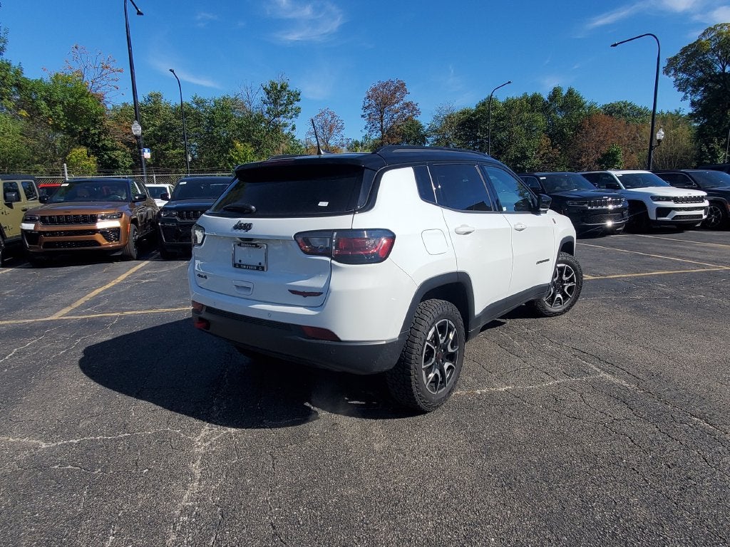 2025 Jeep Compass Trailhawk