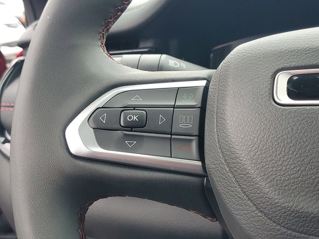 2025 Jeep Compass Trailhawk