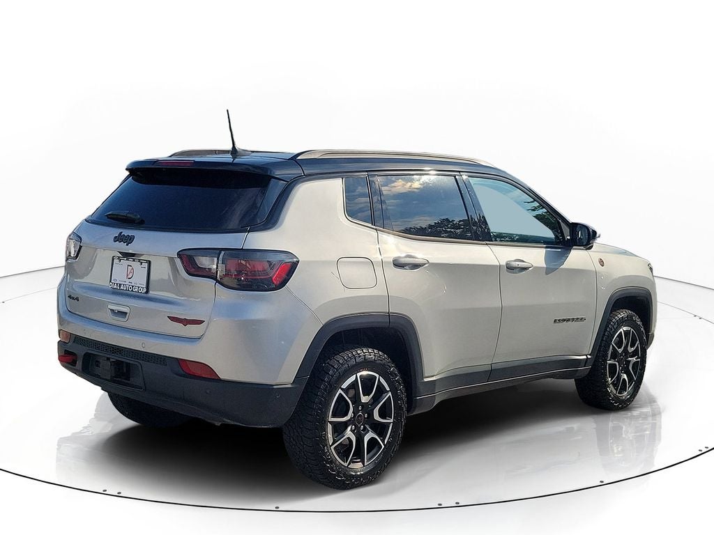 2025 Jeep Compass Trailhawk