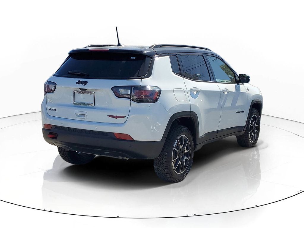2024 Jeep Compass Trailhawk
