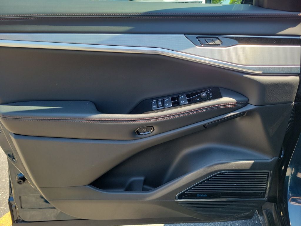 2024 Jeep Wagoneer S Launch Edition