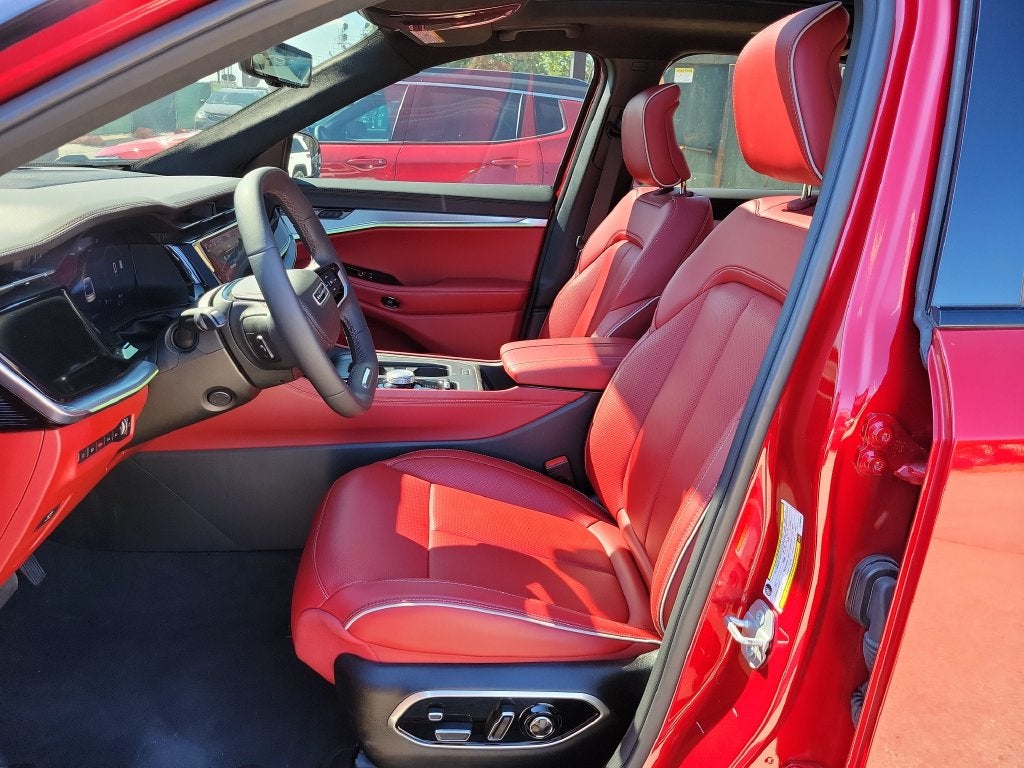 2025 Jeep Wagoneer S Launch Edition