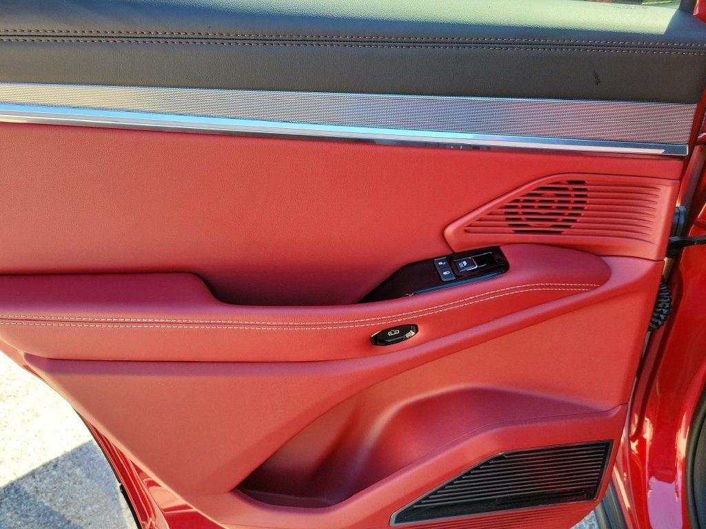 2025 Jeep Wagoneer S Launch Edition