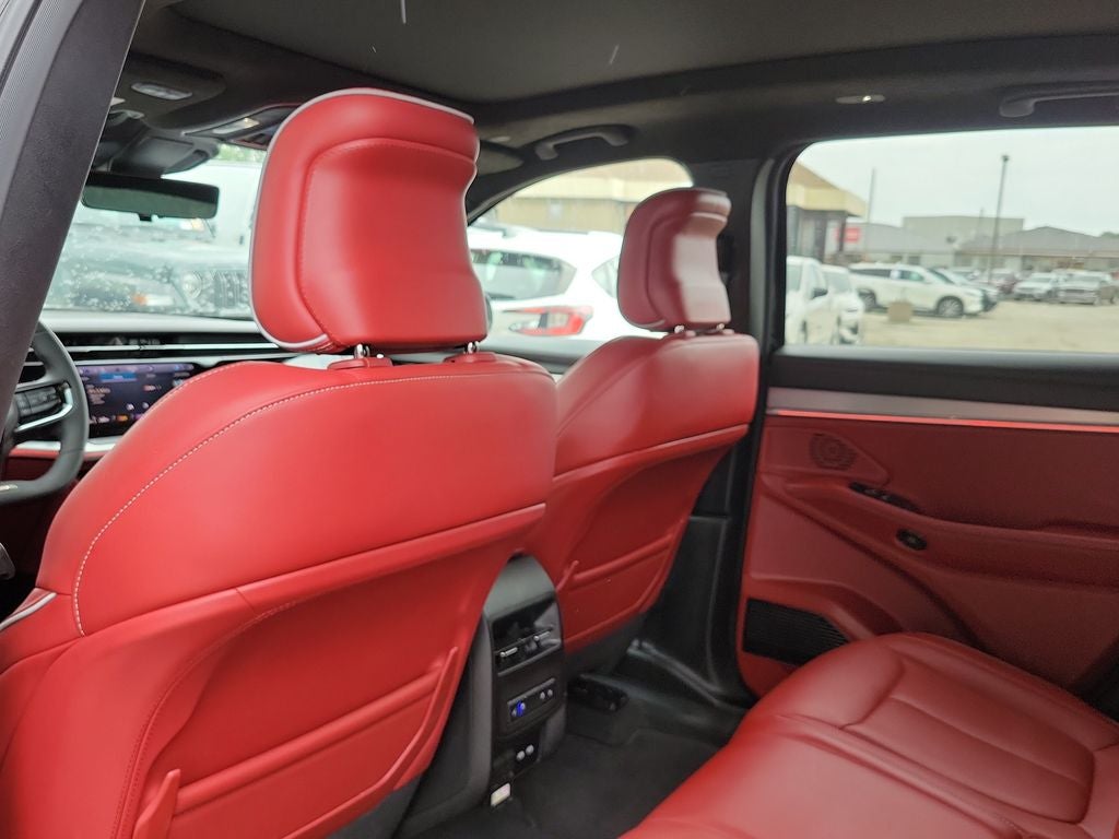 2025 Jeep Wagoneer S Launch Edition