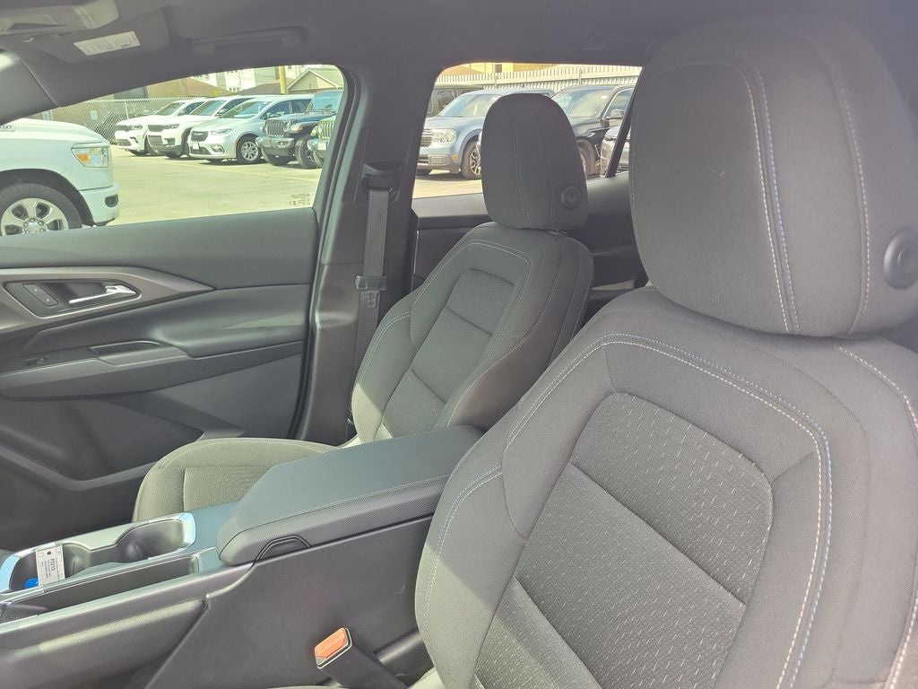 2025 Chevrolet Equinox EV LT