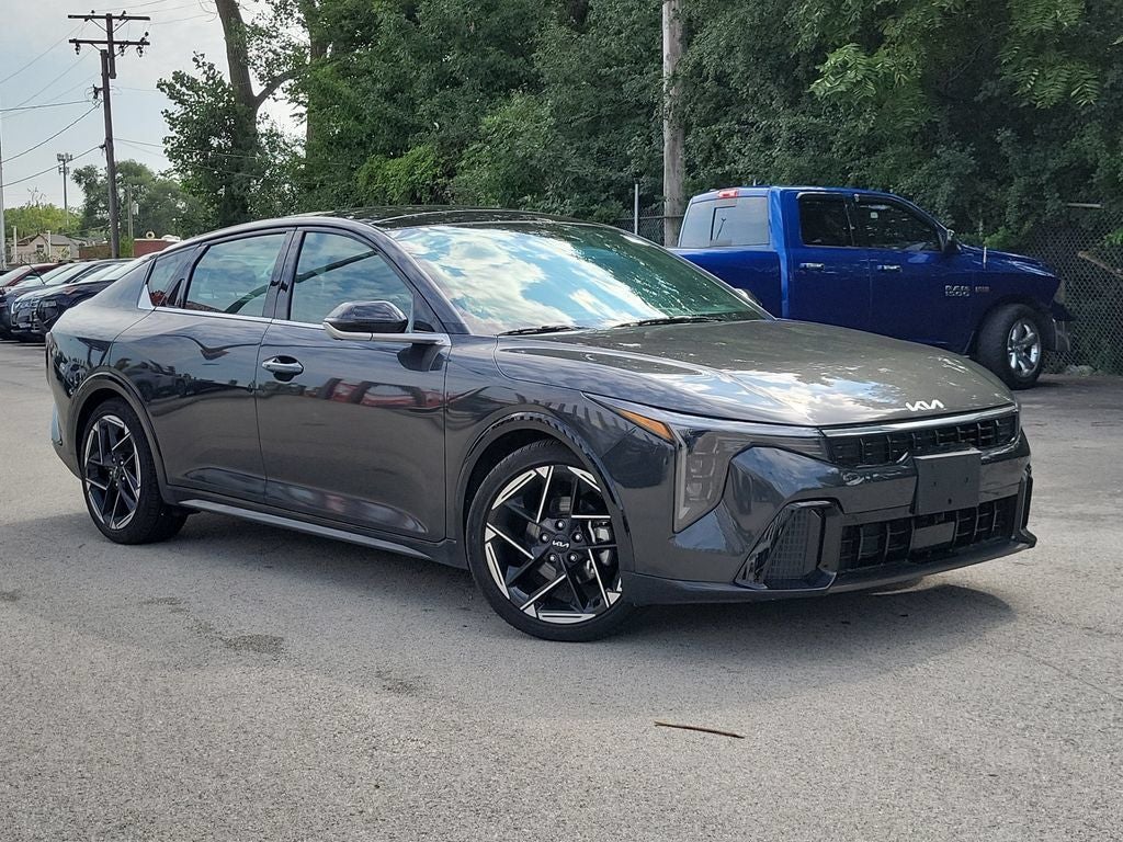 2025 Kia K4 GT-Line
