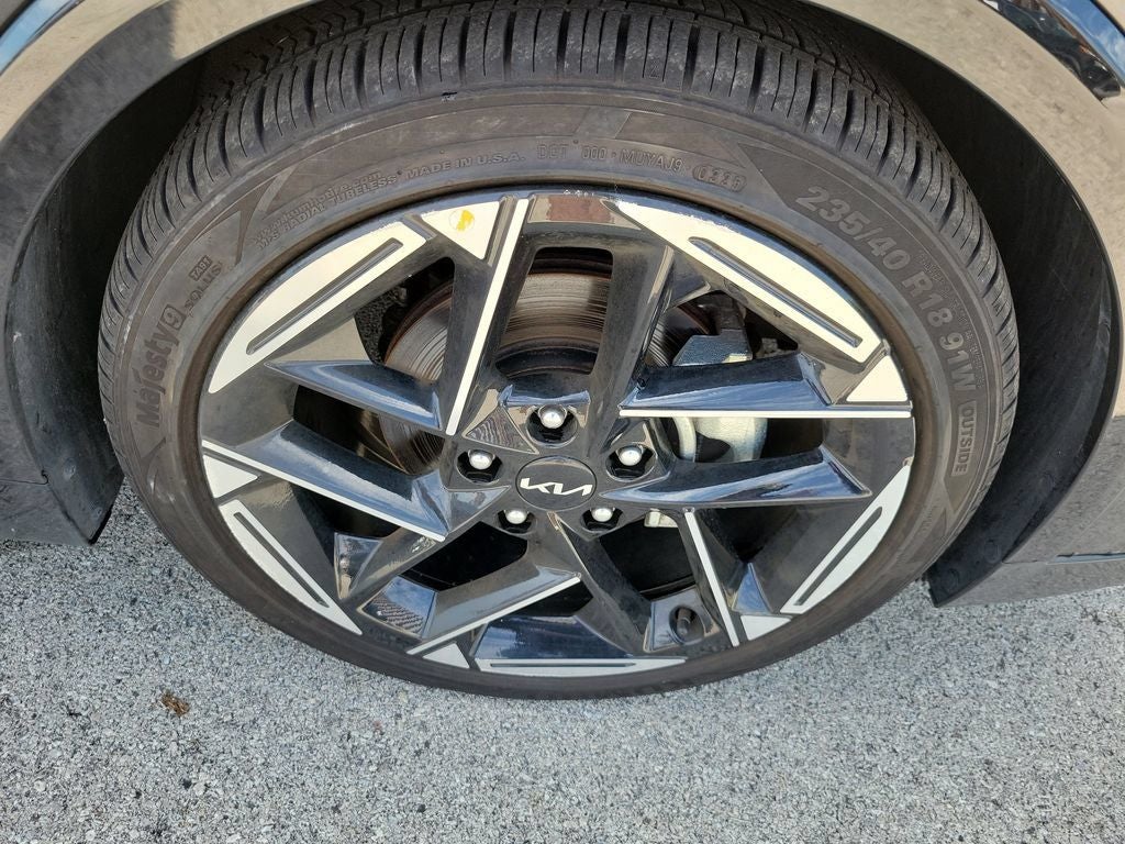 2025 Kia K4 GT-Line