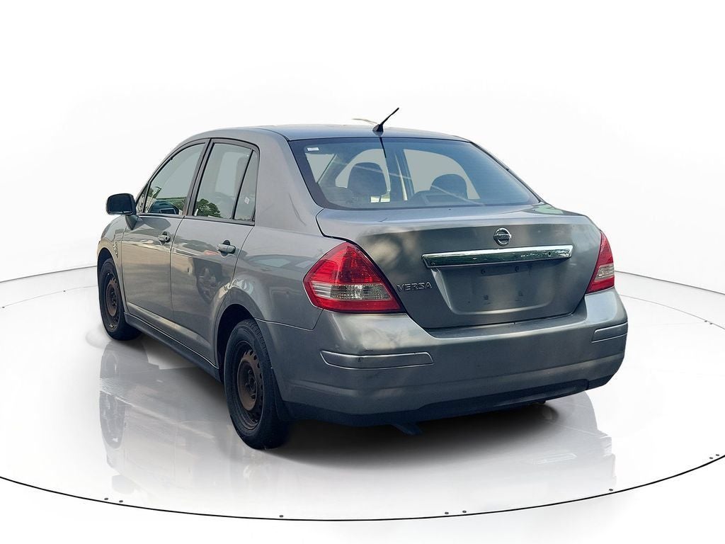 2011 Nissan Versa 1.8 S