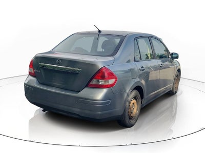 2011 Nissan Versa 1.8 S