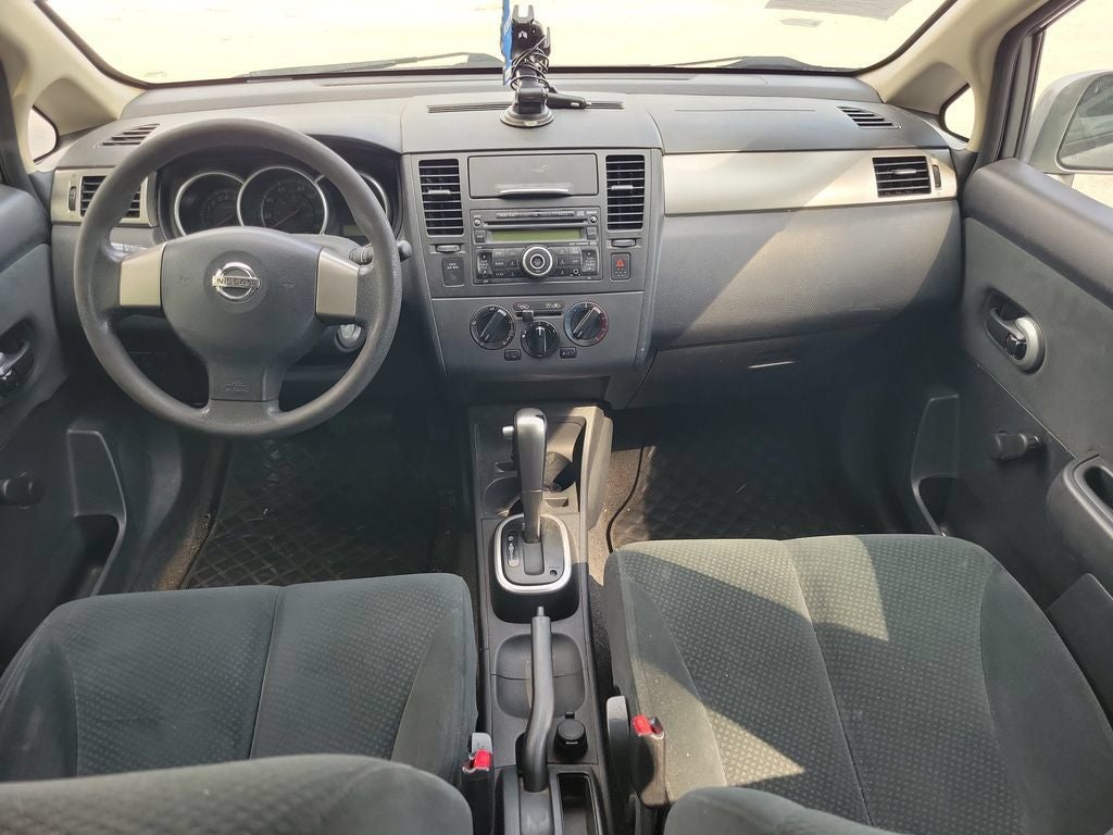 2011 Nissan Versa 1.8 S