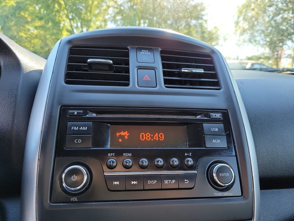 2017 Nissan Versa 1.6 SV