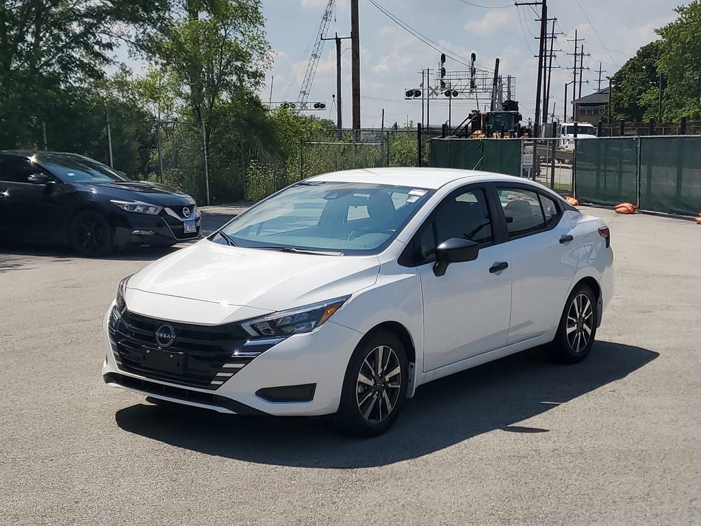 2025 Nissan Versa 1.6 S