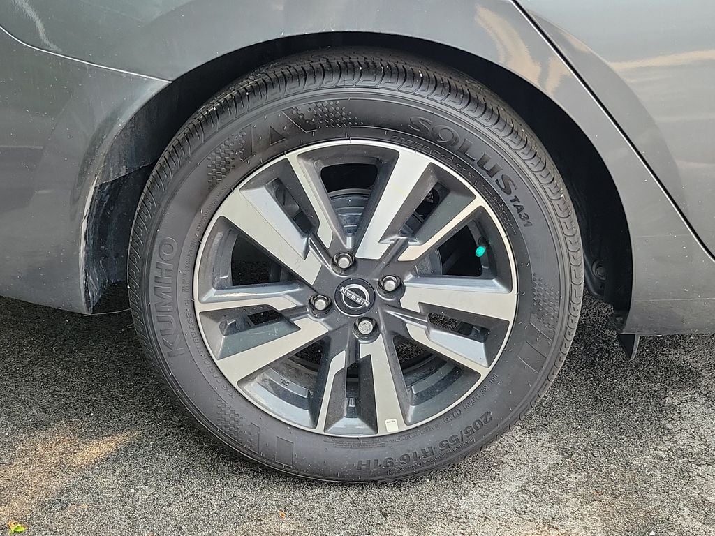 2025 Nissan Versa 1.6 SV