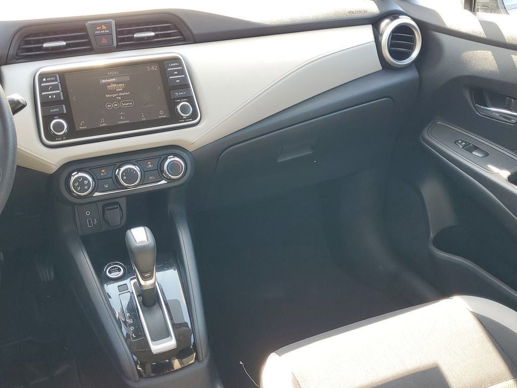 2021 Nissan Versa 1.6 SV