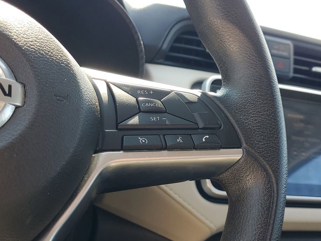 2021 Nissan Versa 1.6 SV