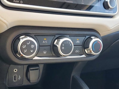 2021 Nissan Versa 1.6 SV