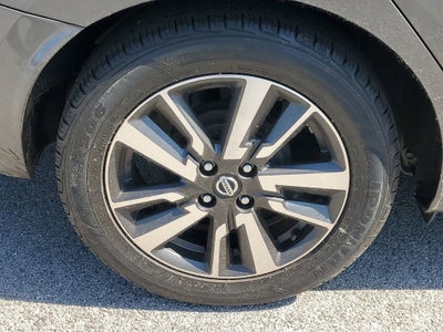 2021 Nissan Versa 1.6 SV
