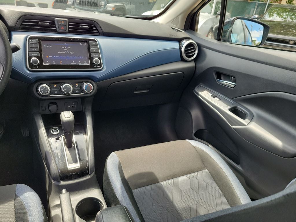 2025 Nissan Versa 1.6 SV