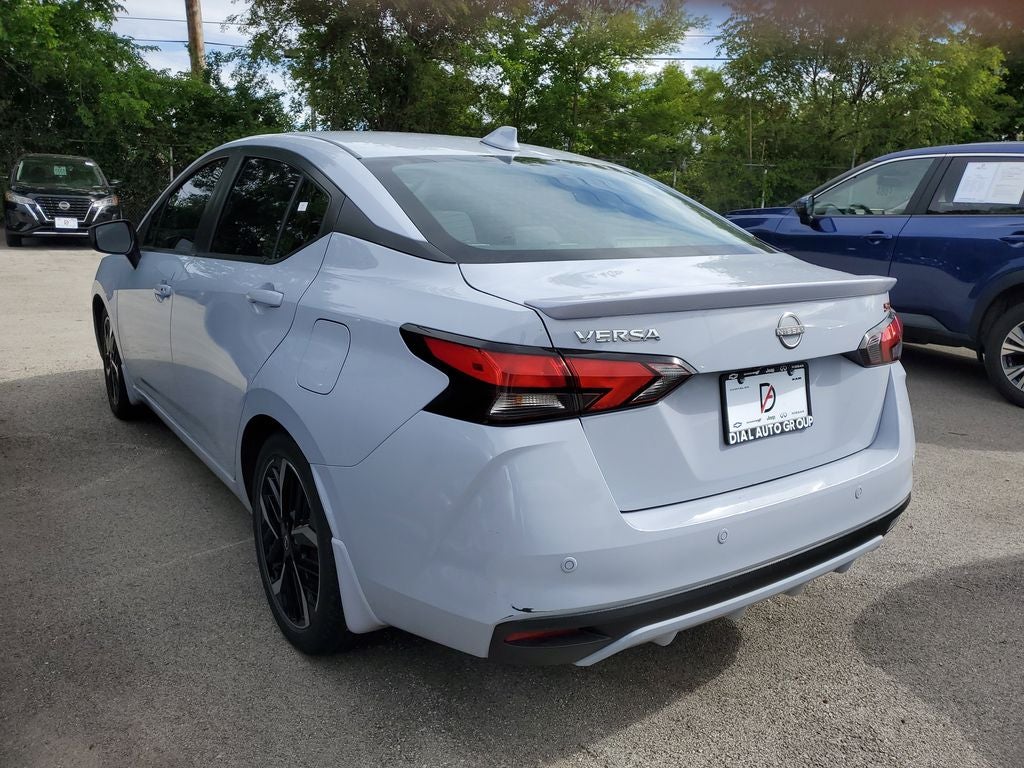2024 Nissan Versa 1.6 SR