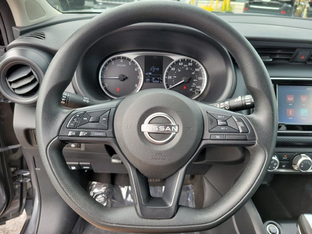 2023 Nissan Kicks S