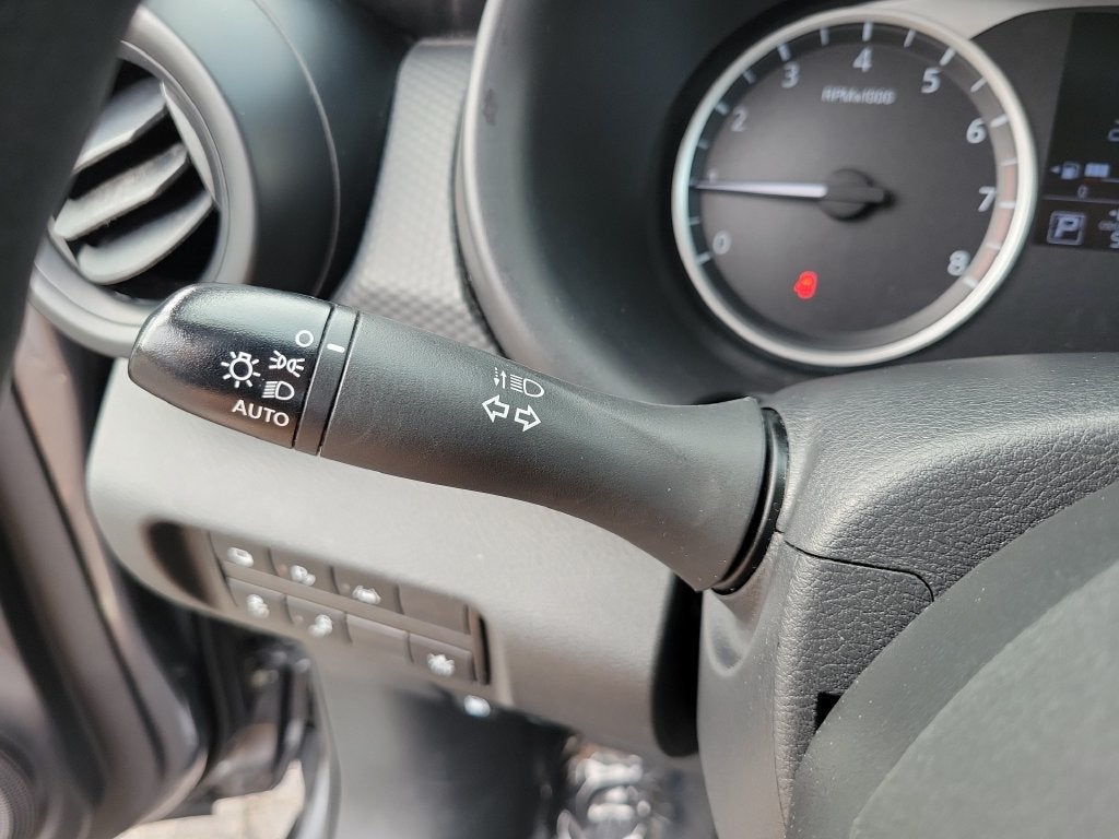 2023 Nissan Kicks S