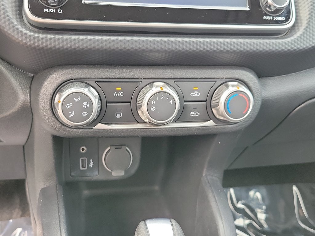 2023 Nissan Kicks S